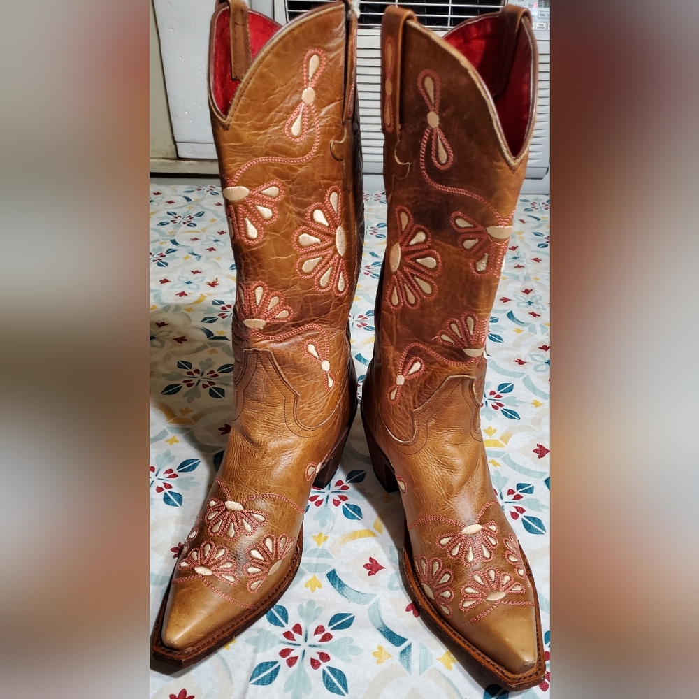 Macie Bean Size 7.5
